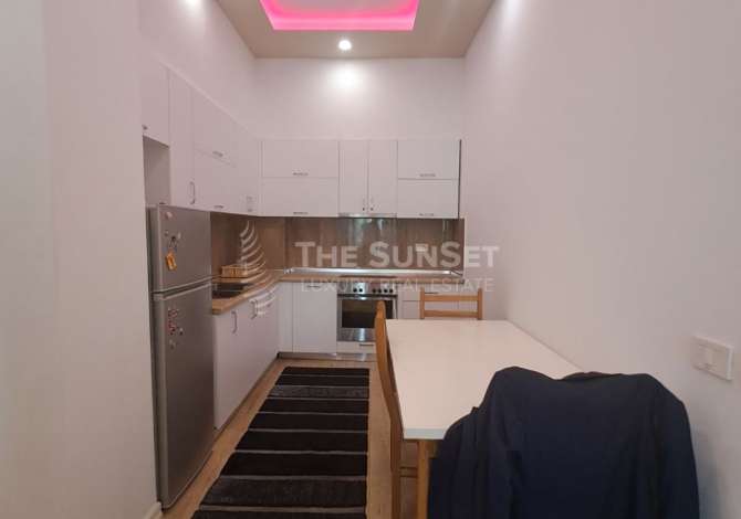 Shtepi me qera 2+1 ne Tirane - 750 Euro