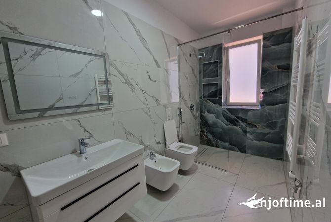 Casa in affitto 2+1 a Tirana - 700 Euro