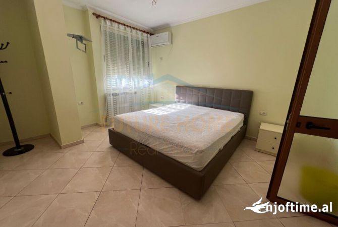 Shtepi me qera 2+1 ne Tirane - 600 Euro