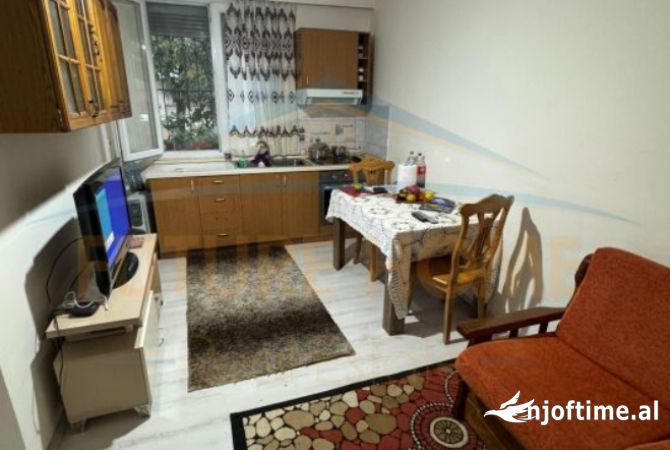 Shtepi ne shitje 1+1 ne Tirane - 85,000 Euro