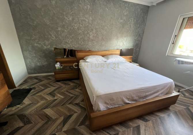 Shtepi me qera 2+1 ne Tirane - 750 Euro