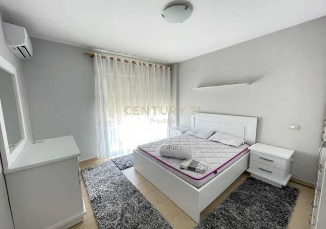 Shtepi me qera 2+1 ne Tirane - 700 Euro