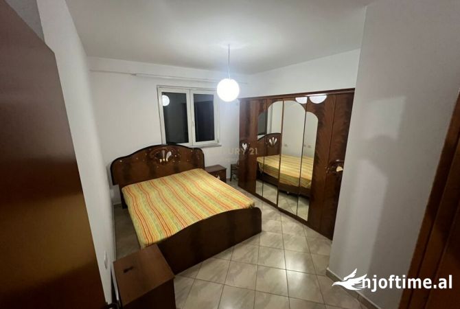 Shtepi me qera 2+1 ne Tirane - 550 Euro