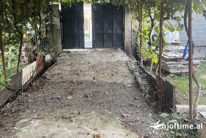 Shtepi ne shitje 1+1 ne Tirane - 63,000 Euro