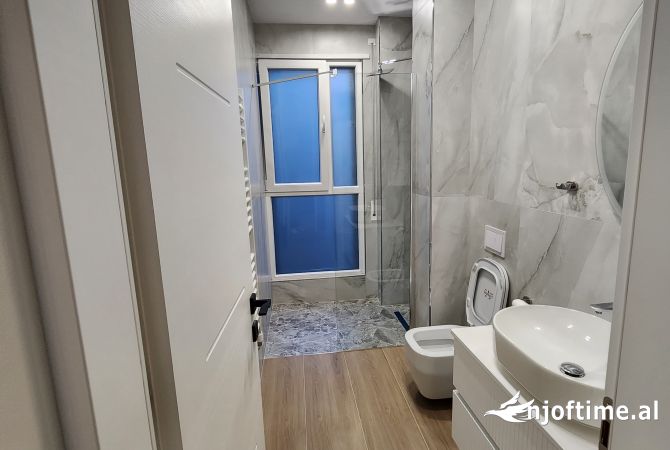 Shtepi me qera 2+1 ne Tirane - 900 Euro