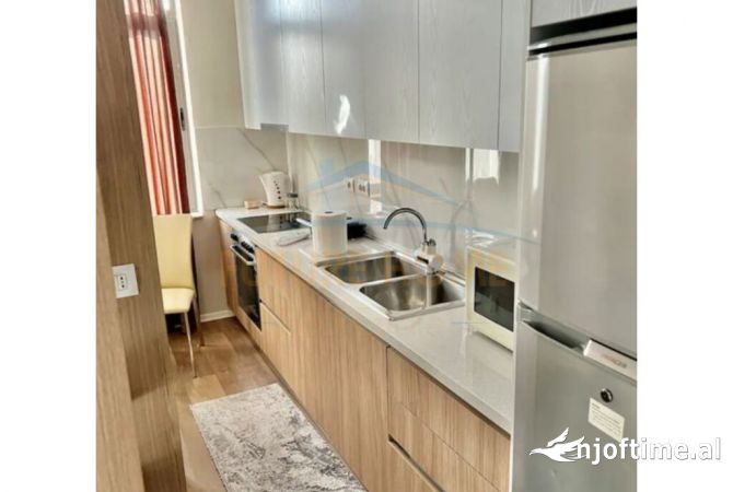 Shtepi me qera 1+1 ne Tirane - 450 Euro