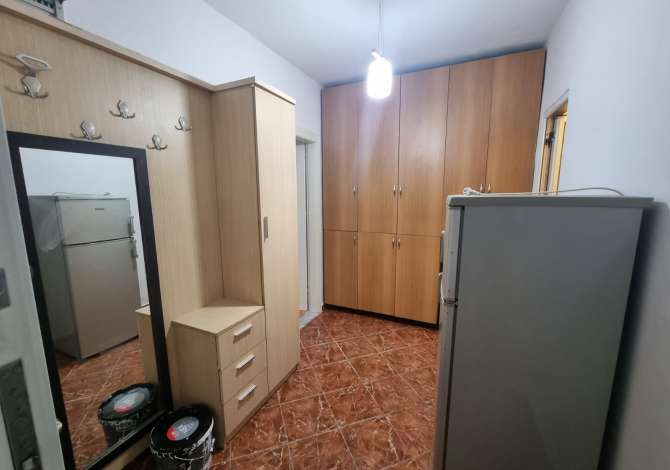 Shtepi me qera 1+1 ne Tirane - 380 Euro