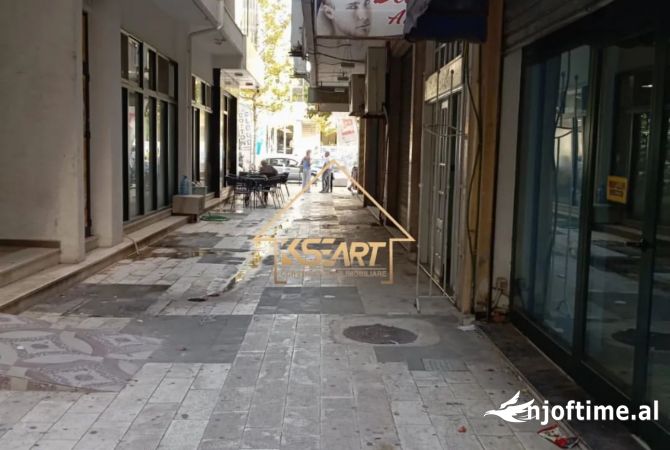 Business Property in Sale 1+1 in Vlora - 120,000 Euro