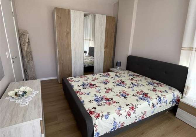 Shtepi me qera 2+1 ne Tirane - 650 Euro