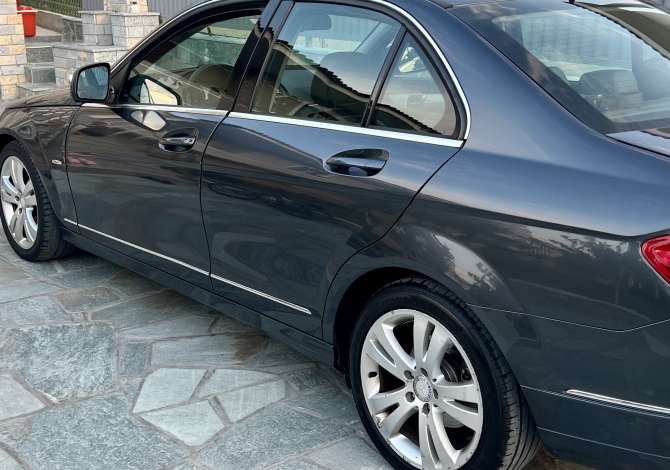 Cars for sale  in Tirana - 6,000 Euro