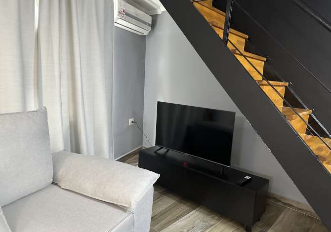 Shtepi me qera 2+1 ne Tirane - 550 Euro