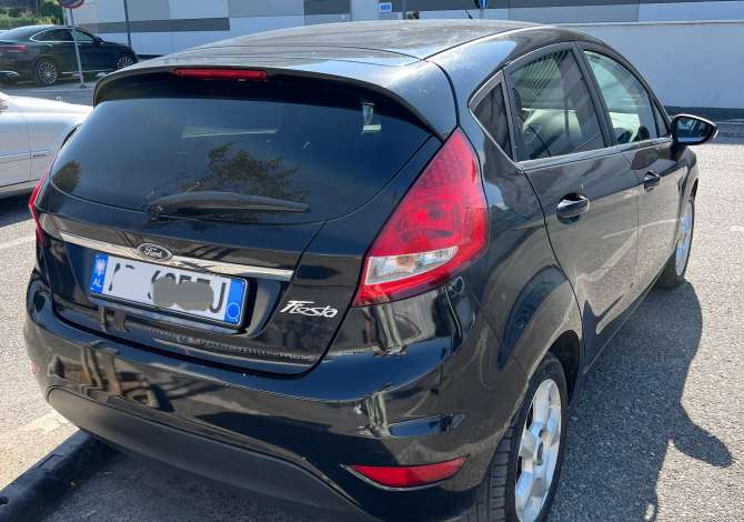 Makina ne shitje  ne Tirane - 3,990 Euro