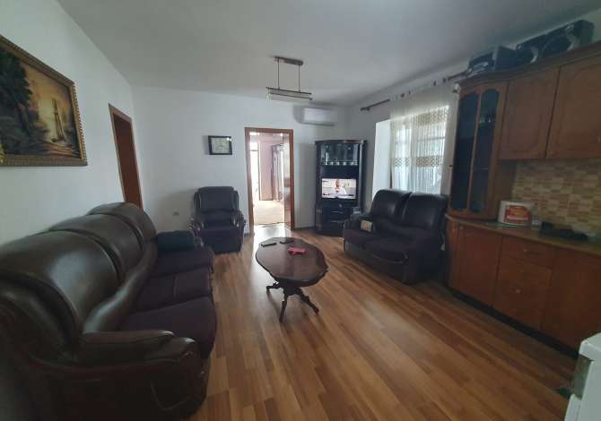 Shtepi ne shitje 3+1 ne Pogradec - 80,000 Euro