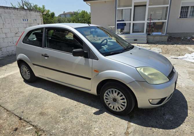 Auto in Vendita  a Durazzo - 120,000 Leke