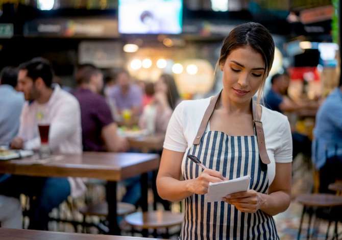 Offerte di lavoro Cameriere Nessuna esperienza a Tirana