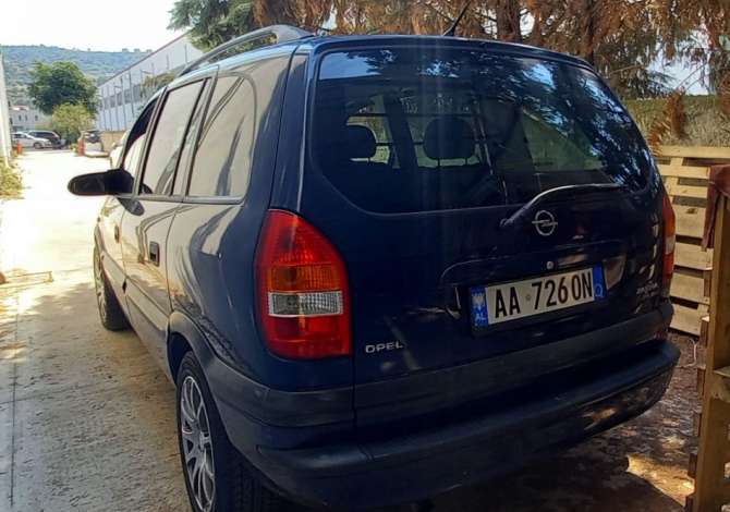 Makina ne shitje  ne Tirane - 1,400 Euro