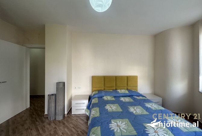 Shtepi me qera 2+1 ne Tirane - 430 Euro