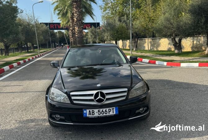 Auto in Vendita  a Tirana - 7,200 Euro