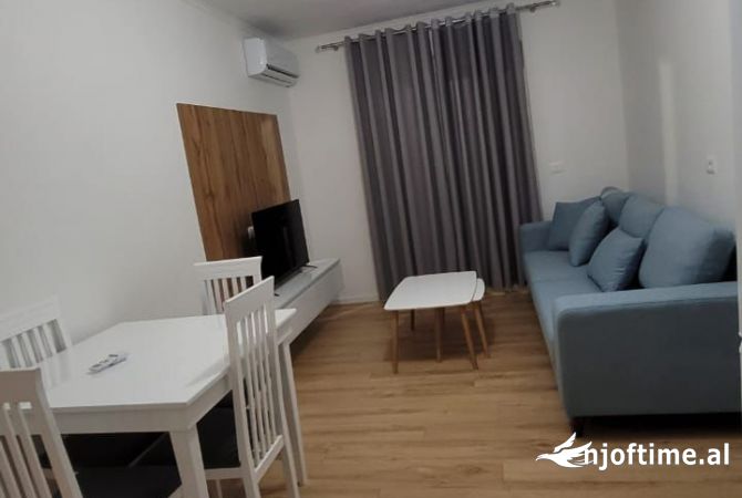 Shtepi me qera 1+1 ne Tirane - 450 Euro