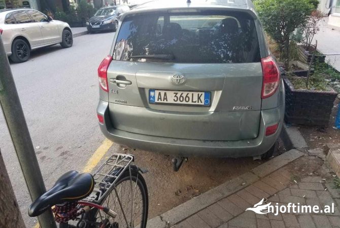 Cars for sale  in Tirana - 6,200 Euro