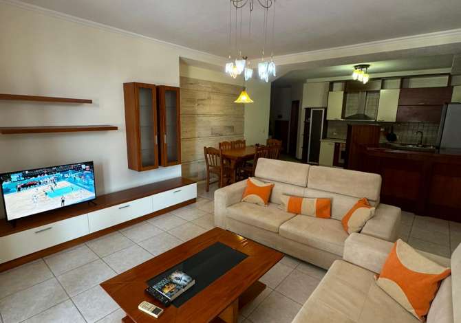 Shtepi me qera 3+1 ne Tirane - 750 Euro