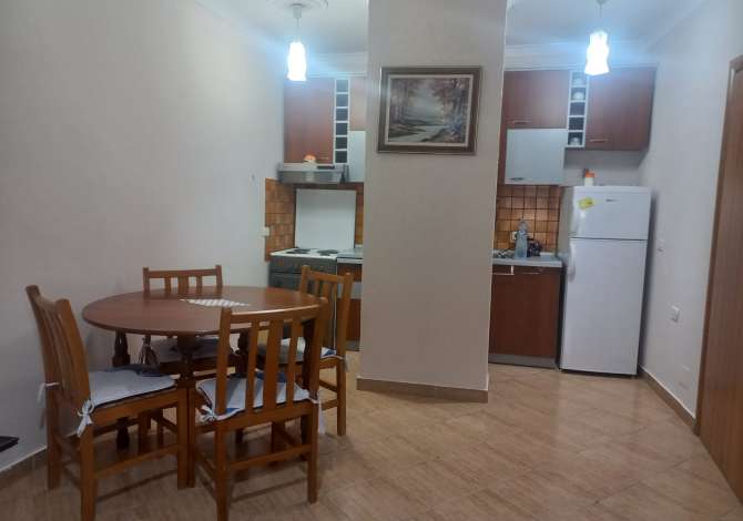 Shtepi me qera 2+1 ne Tirane - 650 Euro