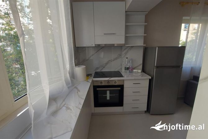 Shtepi me qera 2+1 ne Tirane - 600 Euro