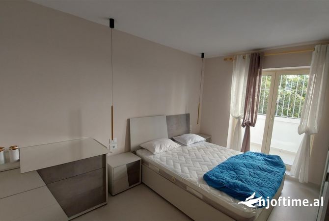 Shtepi me qera 2+1 ne Tirane - 600 Euro