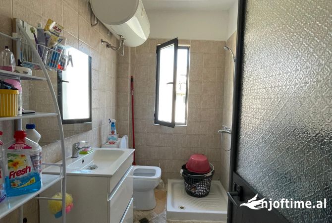 Shtepi ne shitje 1+1 ne Tirane - 70,600 Euro