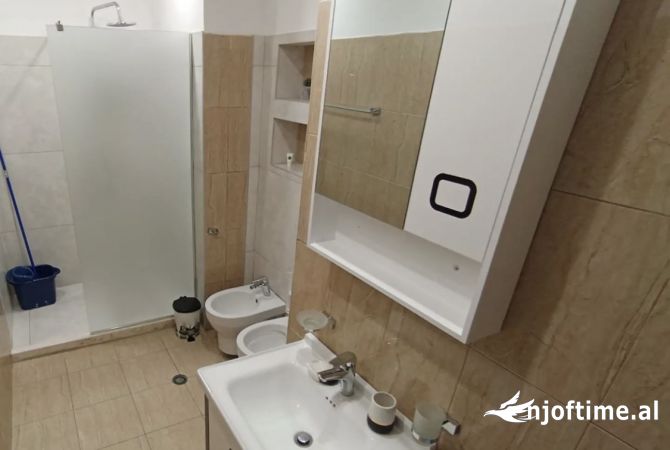 Shtepi me qera 1+1 ne Tirane - 600 Euro