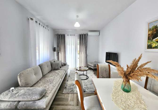 Shtepi me qera 1+1 ne Tirane - 590 Euro