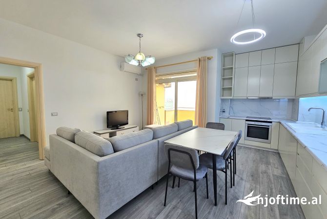 Shtepi me qera 2+1 ne Tirane - 700 Euro