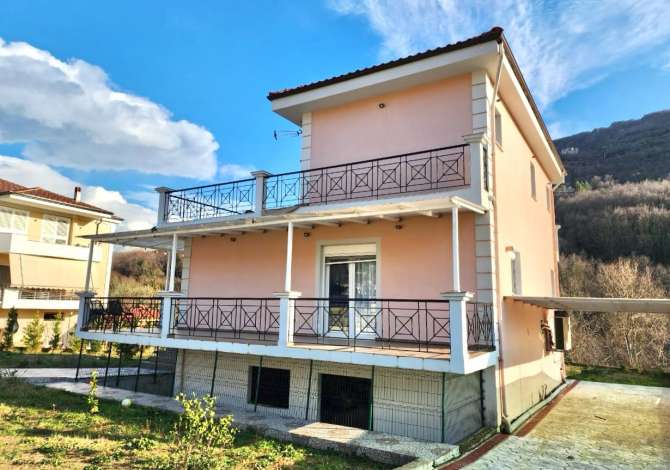 Casa in affitto 3+1 a Tirana - 1,250 Euro