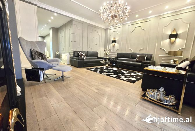 Shtepi me qera 2+1 ne Tirane - 1,800 Euro