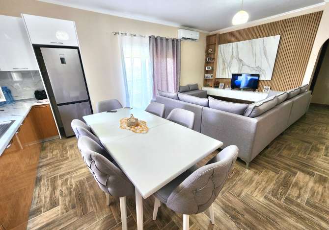 Shtepi me qera 2+1 ne Tirane - 500 Euro