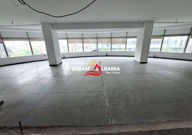 Business Property for Rent 3+1 in Tirana - 2,500 Euro