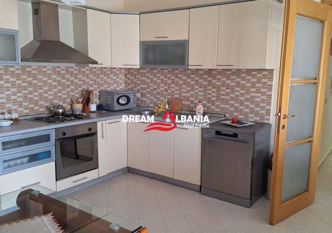 Shtepi me qera 2+1 ne Tirane - 800 Euro