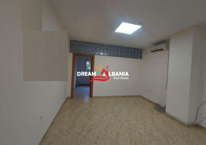 Ambjent biznesi me qera 3+1 ne Tirane - 400 Euro