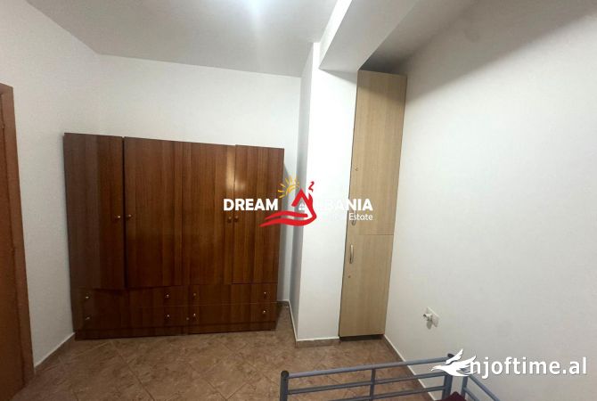 Shtepi me qera 1+1 ne Tirane - 400 Euro