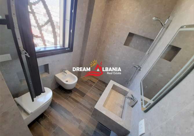 Shtepi me qera 2+1 ne Tirane - 1,300 Euro