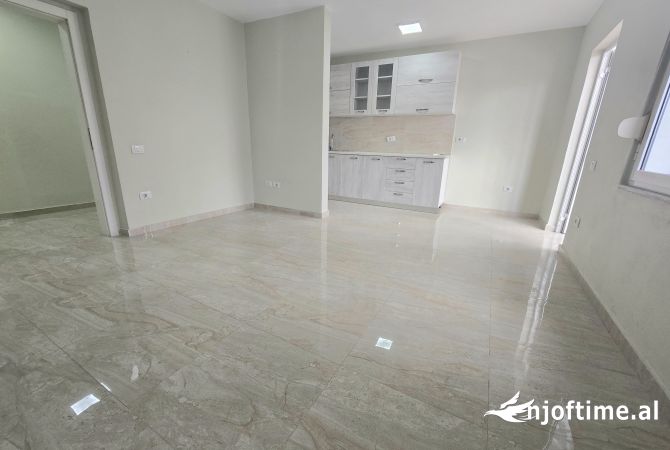 Shtepi ne shitje 2+1 ne Tirane - 124,000 Euro