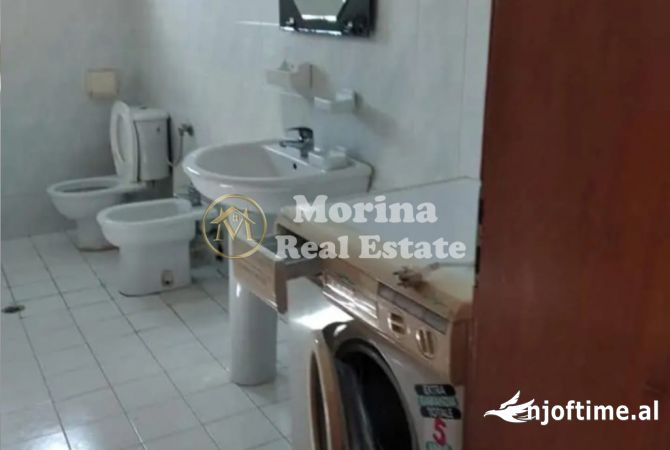 Shtepi me qera 1+1 ne Tirane - 230 Euro