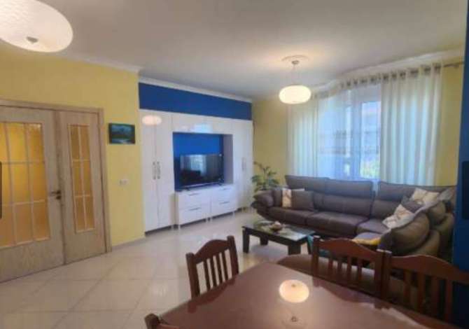 Shtepi me qera 2+1 ne Tirane - 550 Euro