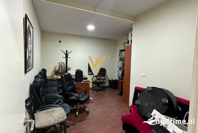 Ambjent biznesi me qera 1+1 ne Tirane - 600 Euro